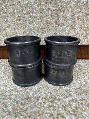 Vintage set of 4 Pewter Fin Napkin Rings